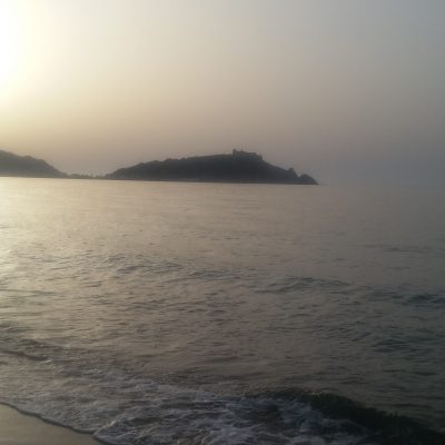 بدون عنوان